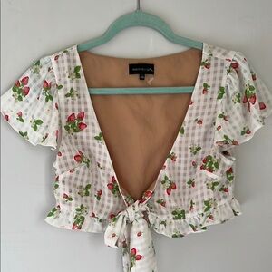 MAJORELLE Strawberry print "Maxine" Puff Sleeve Crop Blouse. Size S